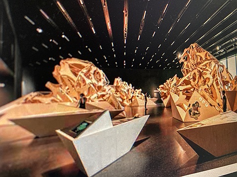 mit-interaktiven-installationen-page