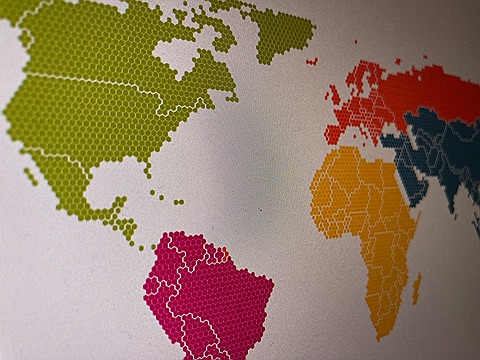 who-saves-the-least-money